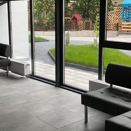 Люкс Апартаменти В Центрі Міста ,Жк Театральний Rivne Luaran gambar