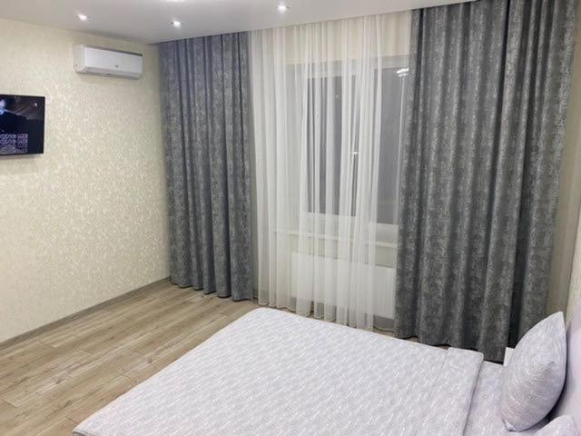 Люкс Апартаменти В Центрі Міста ,Жк Театральний Rivne Luaran gambar